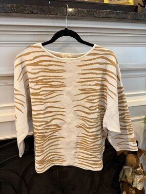 Grege Cream & Tan Zebra-Stripe Women's Sweater